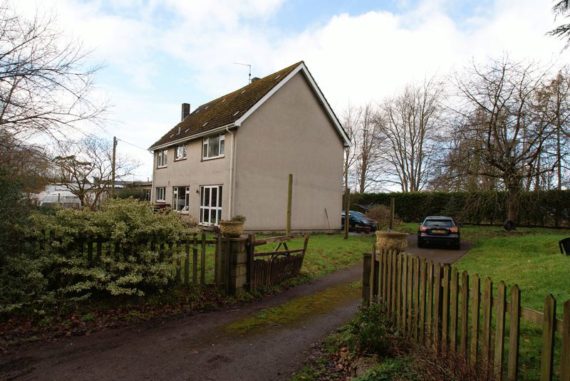 4 bedroom Detached t...